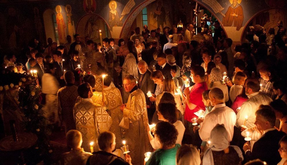 Orthodox-Easter-church-service