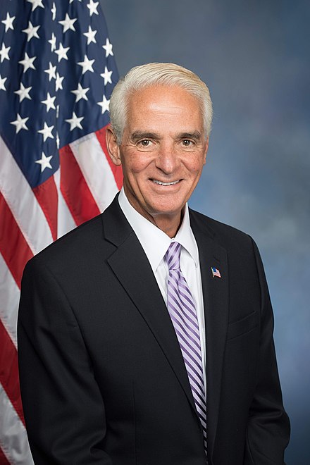 440px-Charlie_Crist_115th_Congress_photo