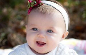 Cute-Baby-Smiling-kd75.jpg